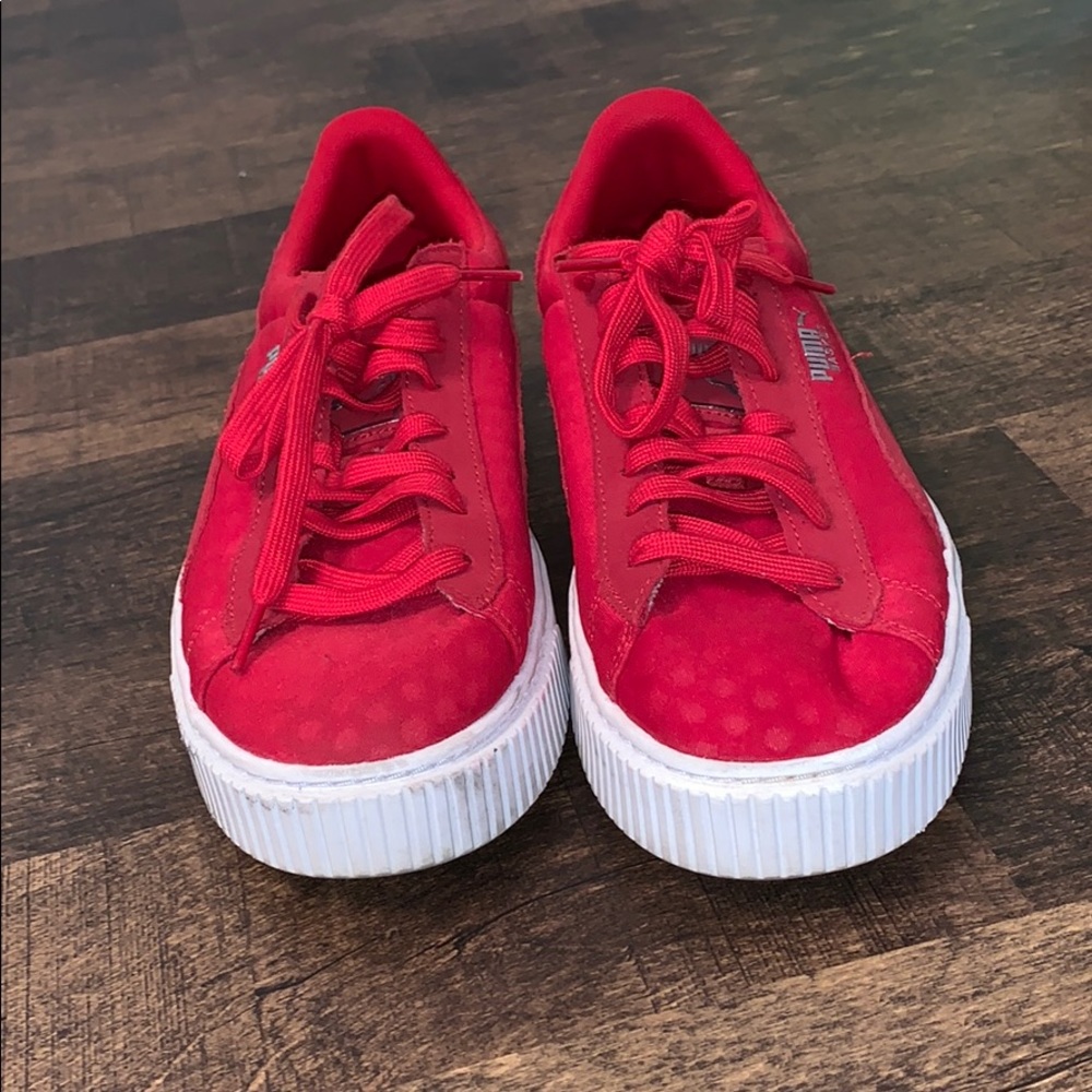 Barley used, red texture puma sneakers